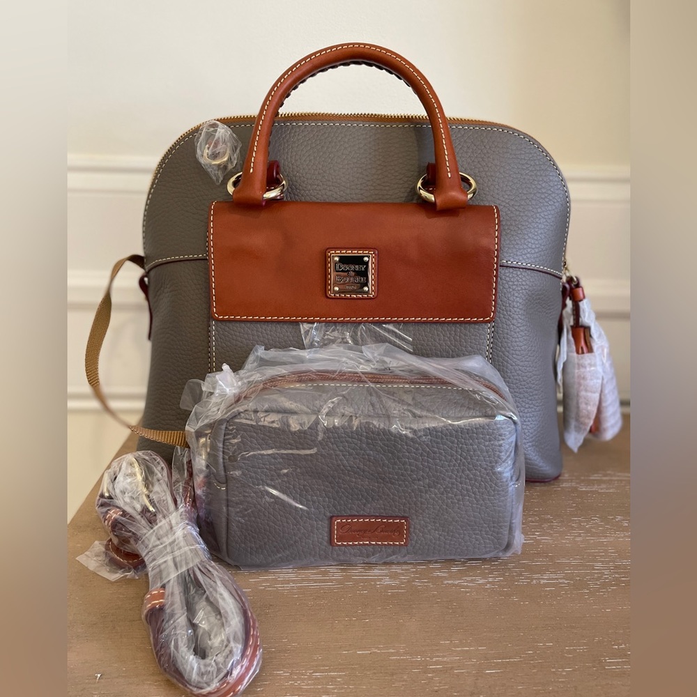 New. Never used. Dooney and Bourke grey
Aubrey Satchel w/ accessories